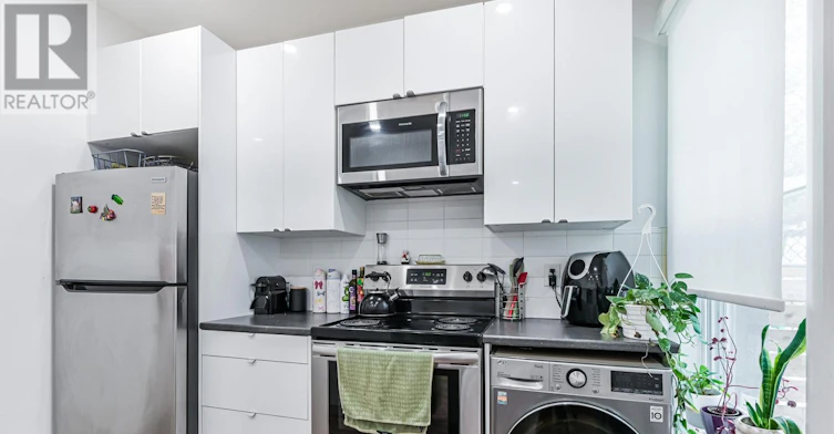 2-56 Wright Avenue, Toronto, ON, M6R 1K8 - 10