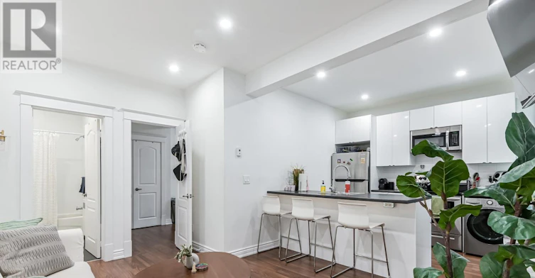 2-56 Wright Avenue, Toronto, ON, M6R 1K8 - 4