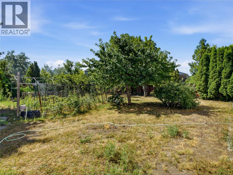 766 Coopland Crescent, Kelowna, BC, V1Y 2V1 - 7
