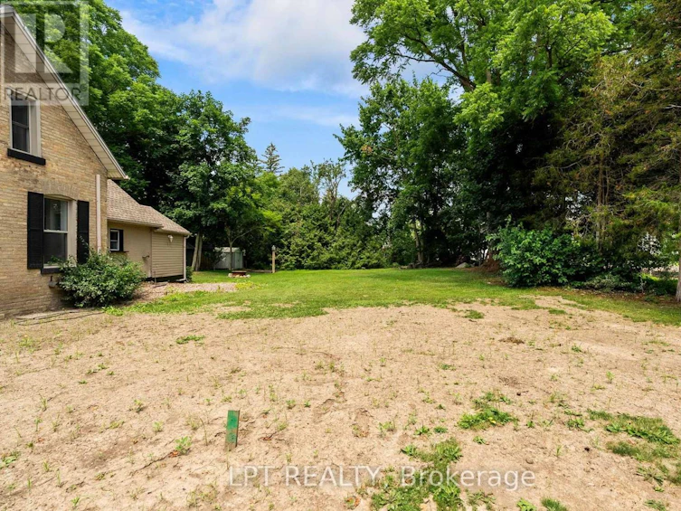 224 Roskeen Street, North Middlesex, ON, N0M 2K0 - 17