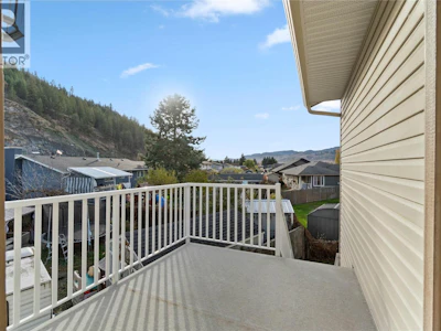 300 Brooke Drive - 5