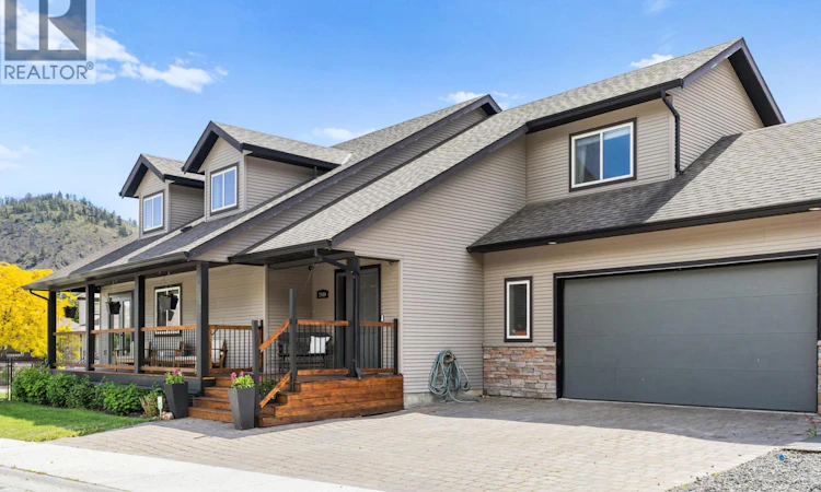 2079 Shelby Crescent