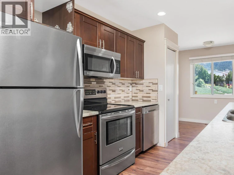 2604 12 Street, Vernon, BC, V1T 7Y7 - 7