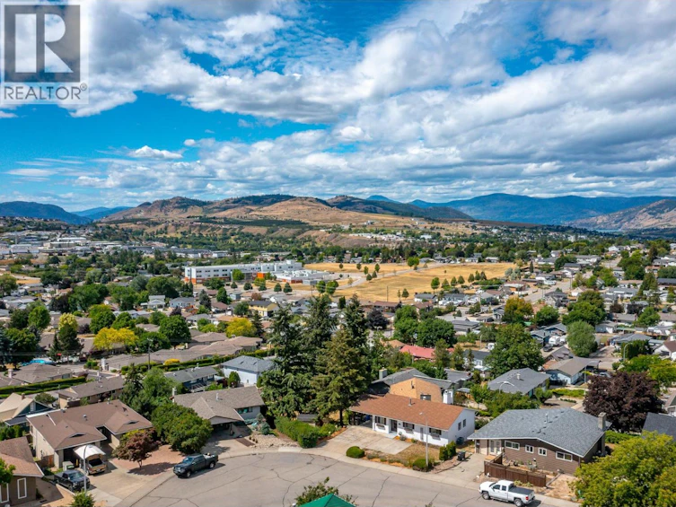 2604 12 Street, Vernon, BC, V1T 7Y7 - 38