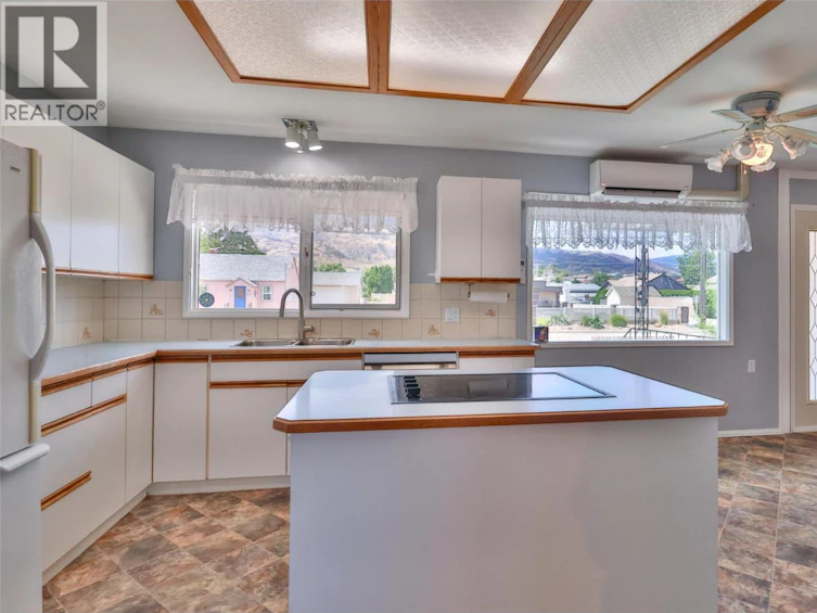 7021 87th Street, Osoyoos, BC, V0H 1V0 - 7