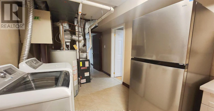 9 Springer Drive, Richmond Hill, ON, L4C 0E9 - 15