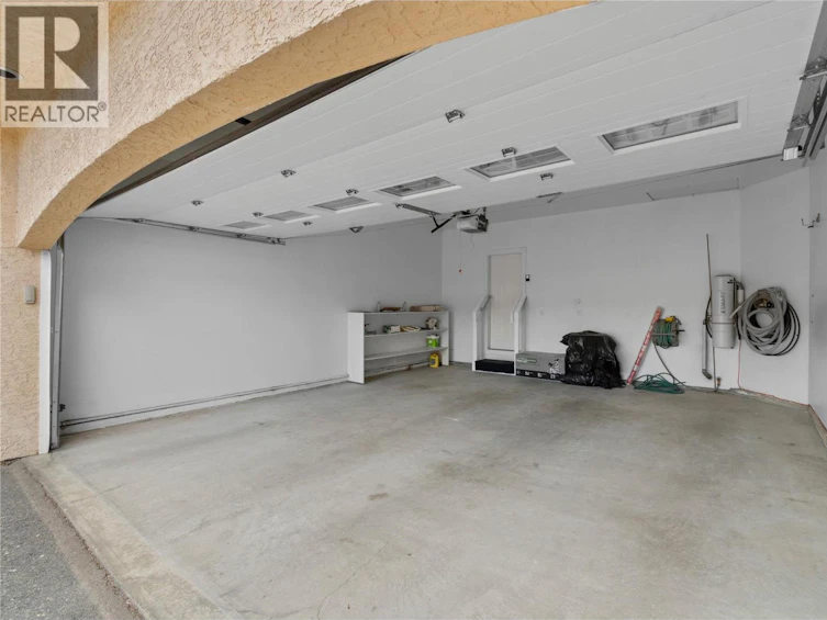 104-45 Hudson's Bay Trail, Kamloops, BC, V2C 6N5 - 46