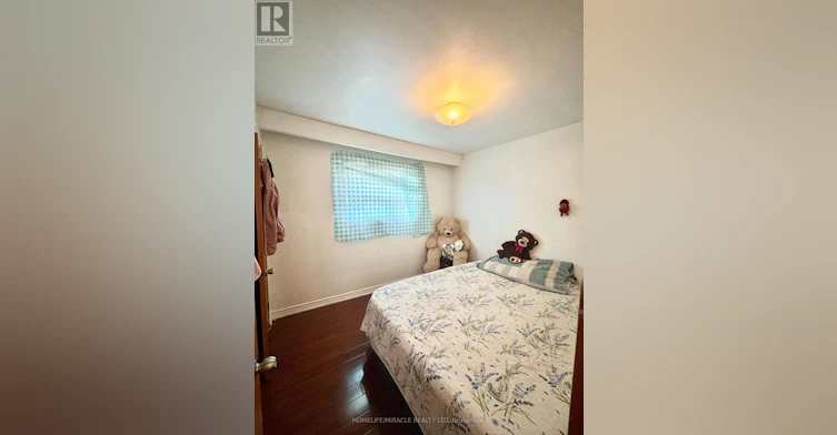 7276 Shallford Road, Mississauga, ON, L4T 2P7 - 8