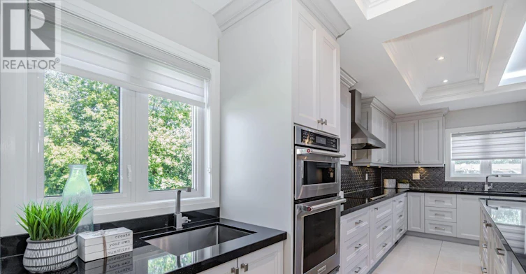 36 Louvain Drive, Brampton, ON, L6P 1W7 - 7