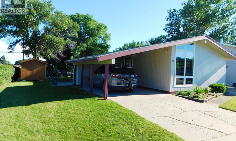 41 Kasper Crescent