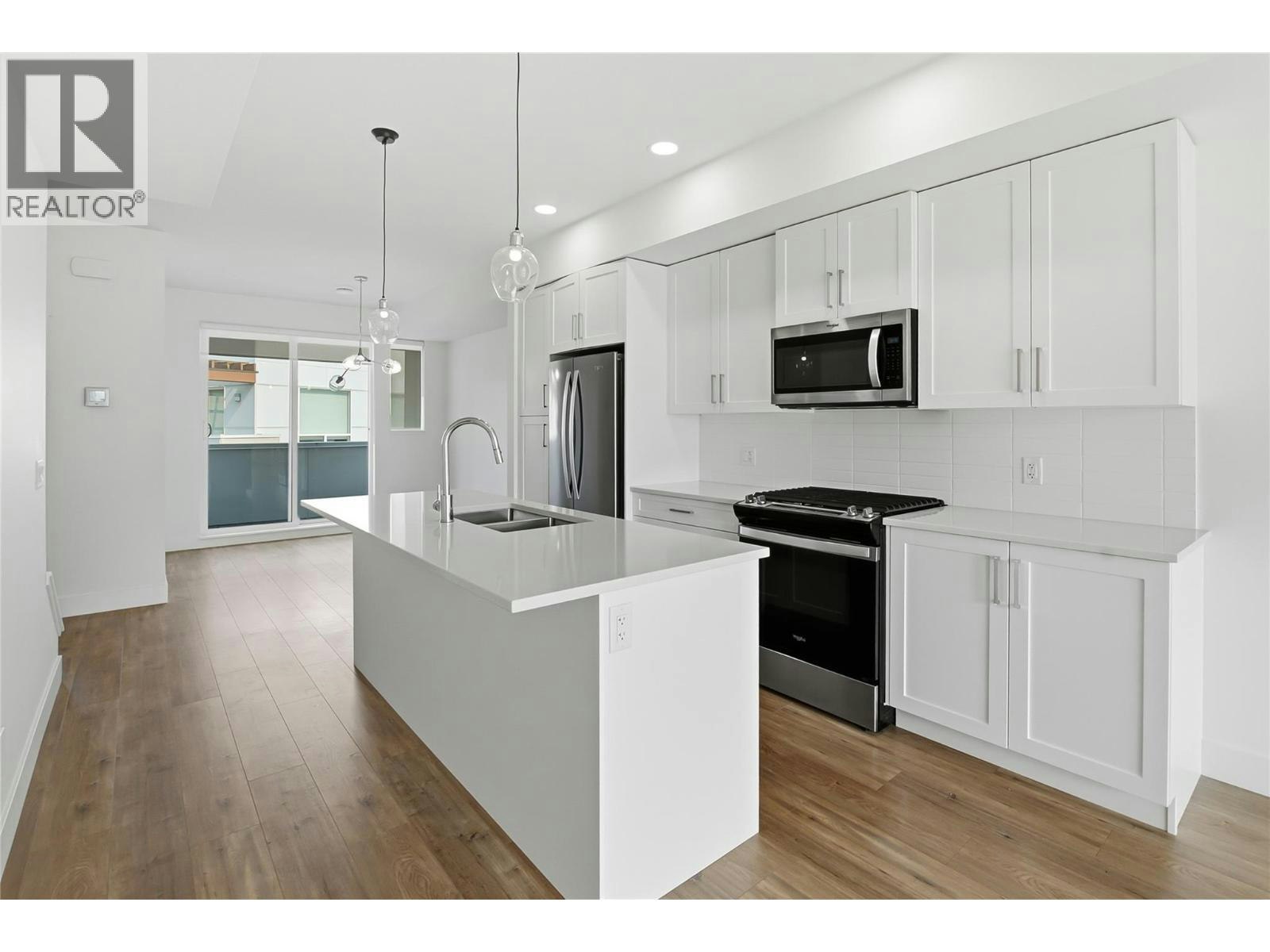 44-720 Valley Road, Kelowna, BC, V1V 0E1 - 8