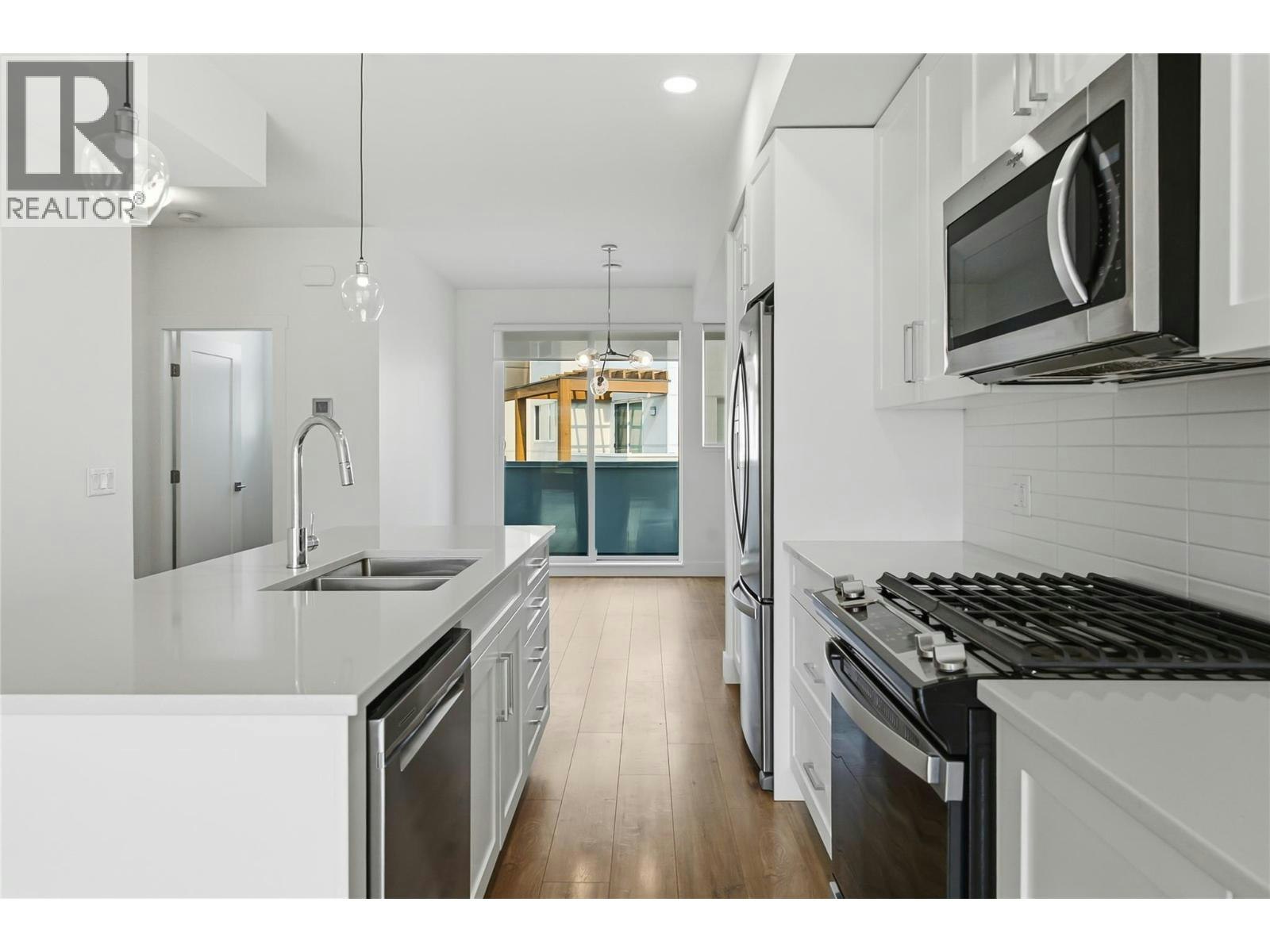 44-720 Valley Road, Kelowna, BC, V1V 0E1 - 9