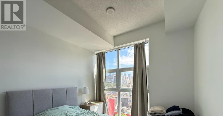 1012-10 Willison Square, Toronto, ON, M5T 0A8 - 4