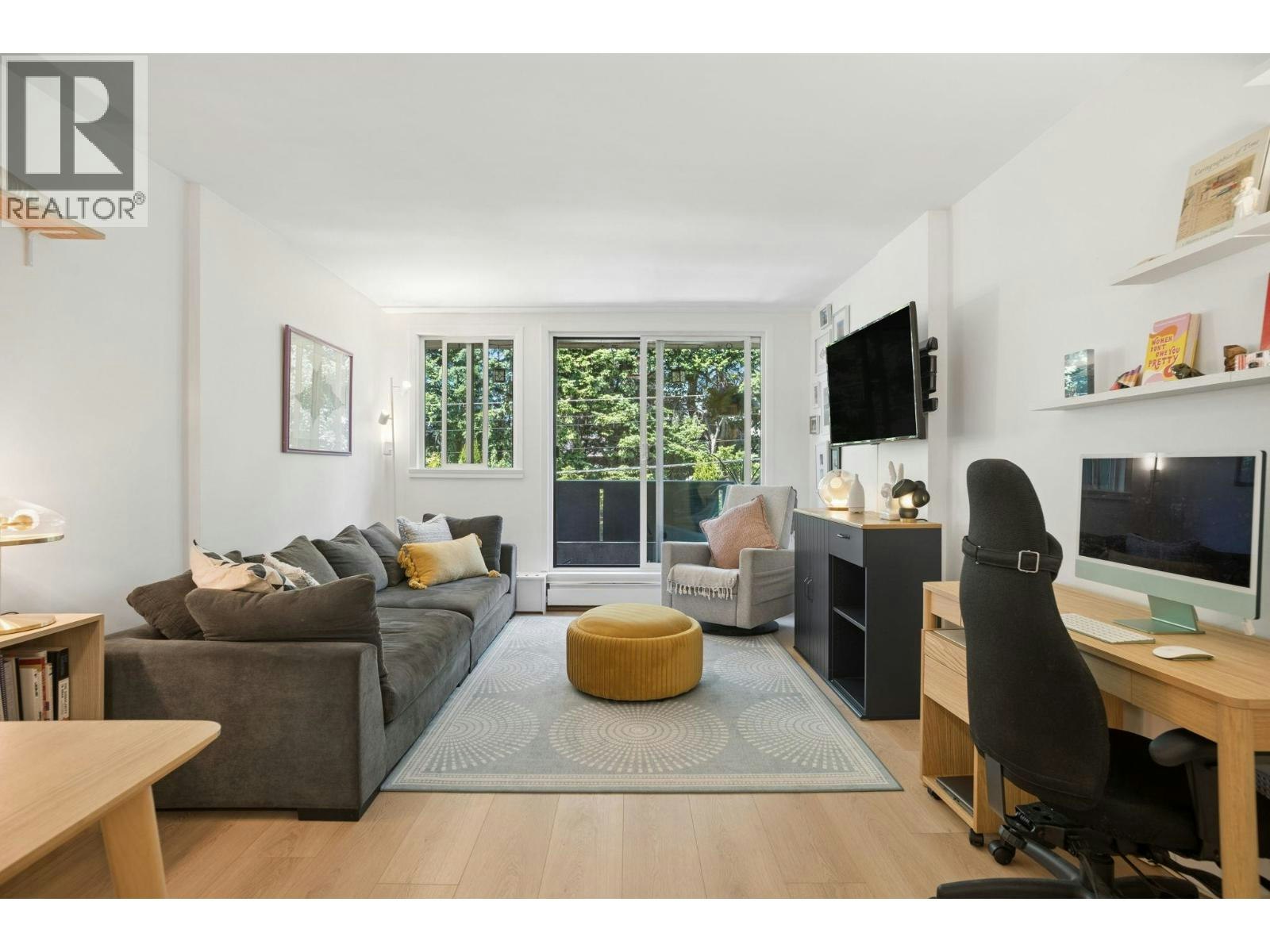 202-1867 W 3rd Avenue, Vancouver, BC, V6J 1K9