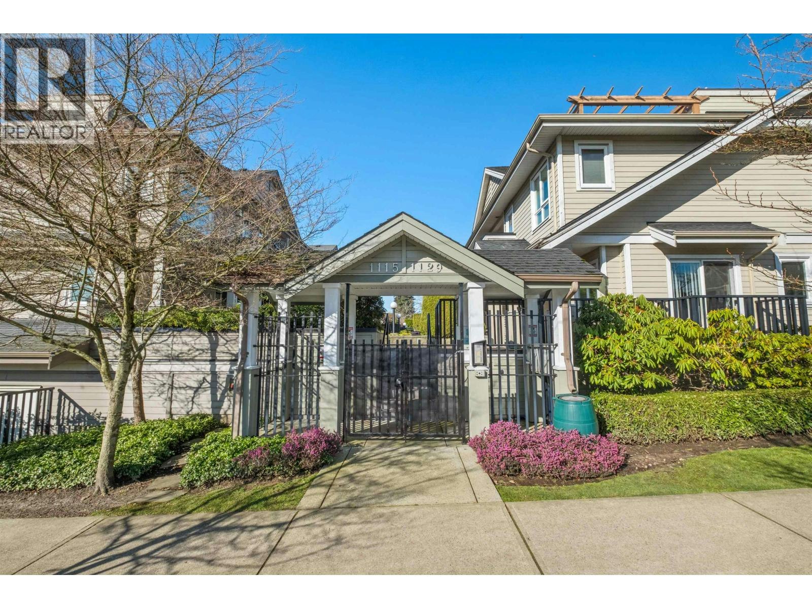 1127 St. Andrews Avenue, North Vancouver, BC, V7L 0A6