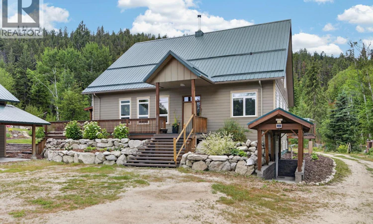 1124 W Fish Lake Road