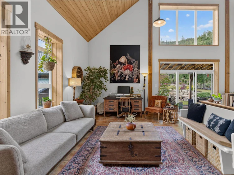 1124 W Fish Lake Road, Summerland, BC, V0H 1Z8 - 10