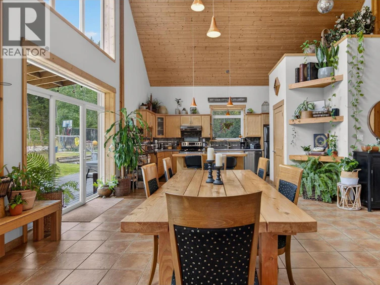 1124 W Fish Lake Road, Summerland, BC, V0H 1Z8 - 12