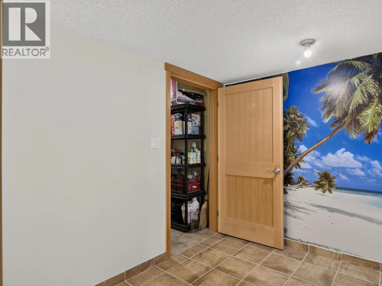1124 W Fish Lake Road, Summerland, BC, V0H 1Z8 - 40