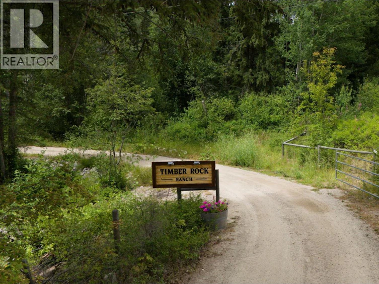 1124 W Fish Lake Road, Summerland, BC, V0H 1Z8 - 3