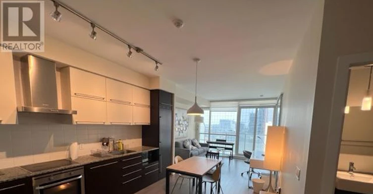 1803-770 Bay Street, Toronto, ON, M5G 0A6
