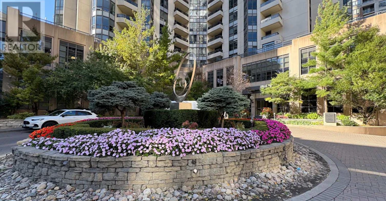 TH3-500 Doris Avenue, Toronto, ON, M2N 0C1