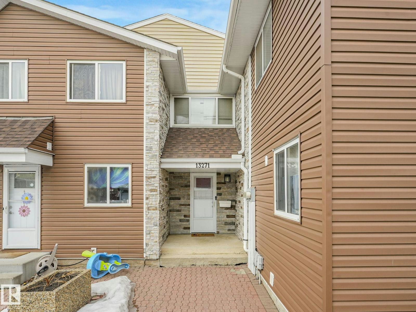 13271 47 Street NW, Edmonton, AB, T5A 3L8