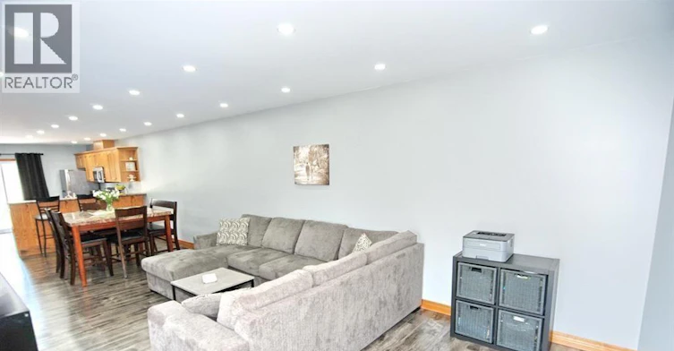 1526 Highnoon Drive, Windsor, ON, N9G 3B6 - 5