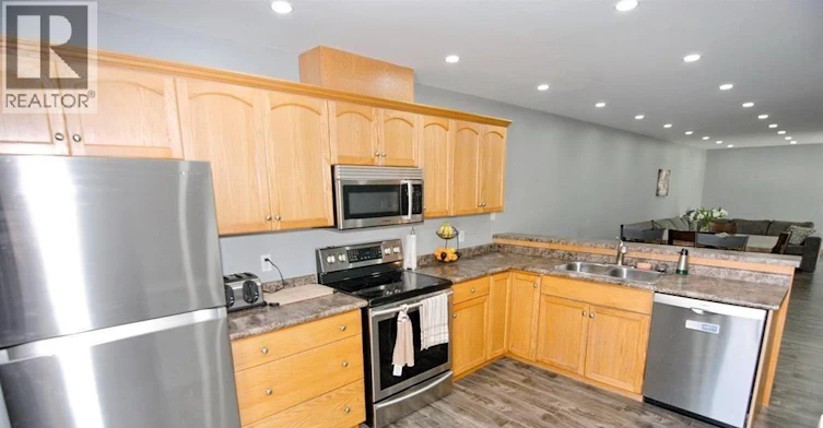 1526 Highnoon Drive, Windsor, ON, N9G 3B6 - 9