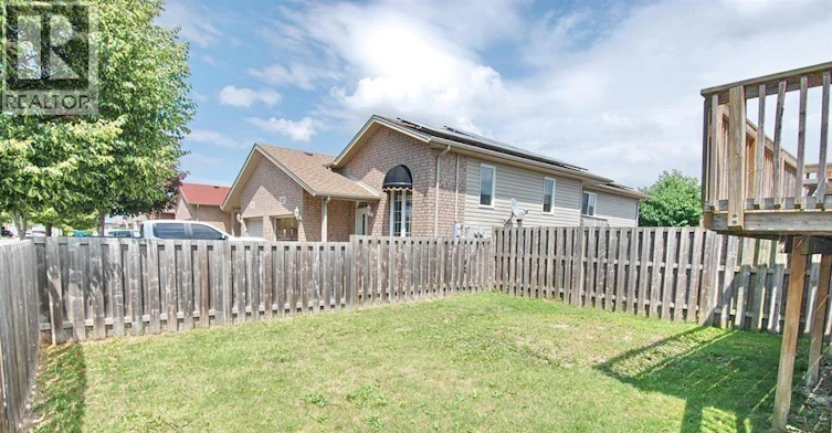 1526 Highnoon Drive, Windsor, ON, N9G 3B6 - 15