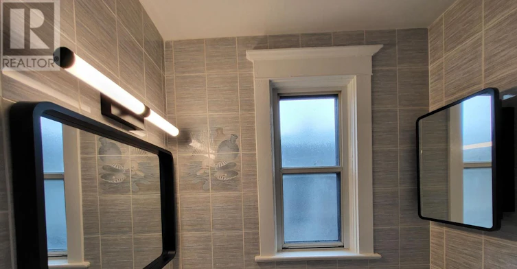 UPPER-613 Delaware Avenue N, Toronto, ON, M6H 2V3 - 18