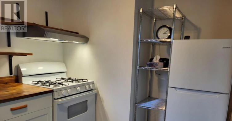 UPPER-613 Delaware Avenue N, Toronto, ON, M6H 2V3 - 9