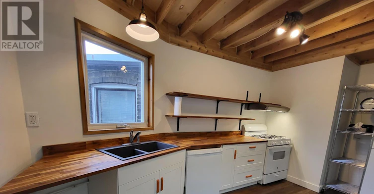 UPPER-613 Delaware Avenue N, Toronto, ON, M6H 2V3 - 6
