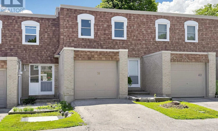 38-850 Huntingwood Drive