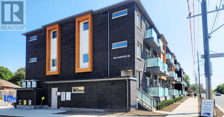 113-1081 Danforth Road E, Toronto, ON, M1J 2E1