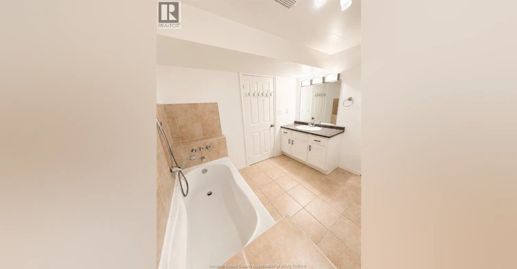2289 Bethlehem Avenue, Windsor, ON, N9E 4W9 - 10