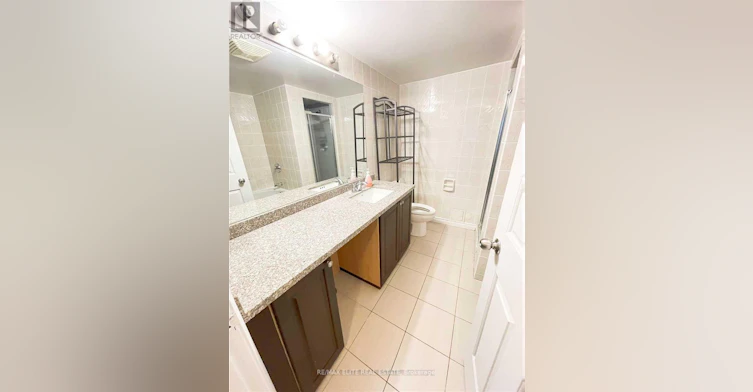 404-717 Bay Street, Toronto, ON, M5G 2J9 - 7