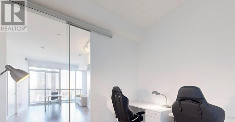 2711-20 Edward Street, Toronto, ON, M5G 0C5 - 18