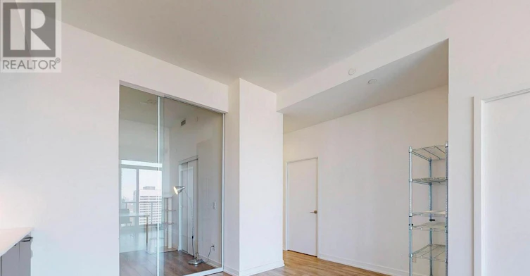 2711-20 Edward Street, Toronto, ON, M5G 0C5 - 11