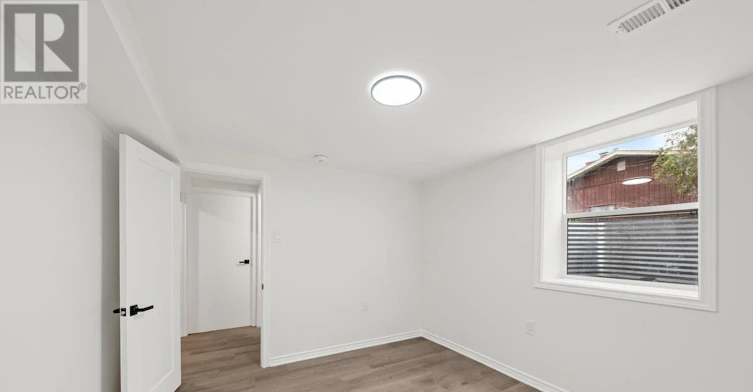 26 Spring Garden Avenue, Ottawa, ON, K2G 3B4 - 31