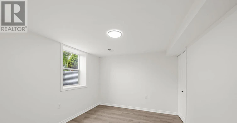 26 Spring Garden Avenue, Ottawa, ON, K2G 3B4 - 30