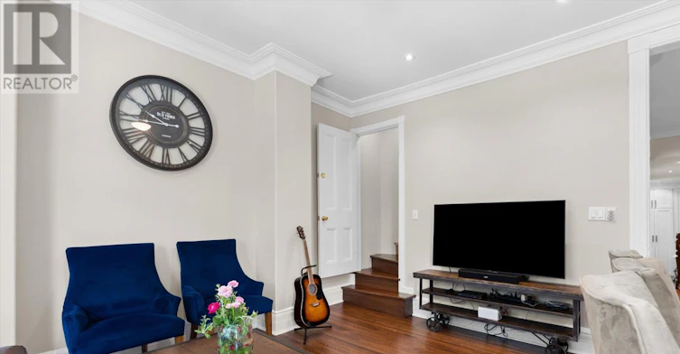 SECOND Floor & Loft 48 Nassau Street, Toronto, ON, M5T 1M2 - 5