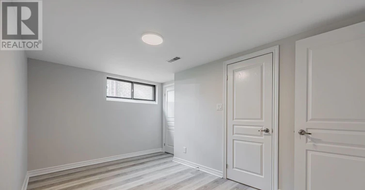 LOWER-274 Timothy Court, Mississauga, ON, L5G 2B4 - 16