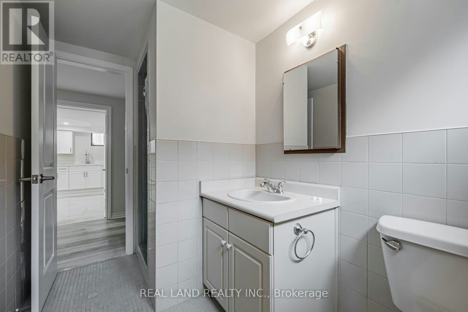 LOWER-274 Timothy Court, Mississauga, ON, L5G 2B4 - 9