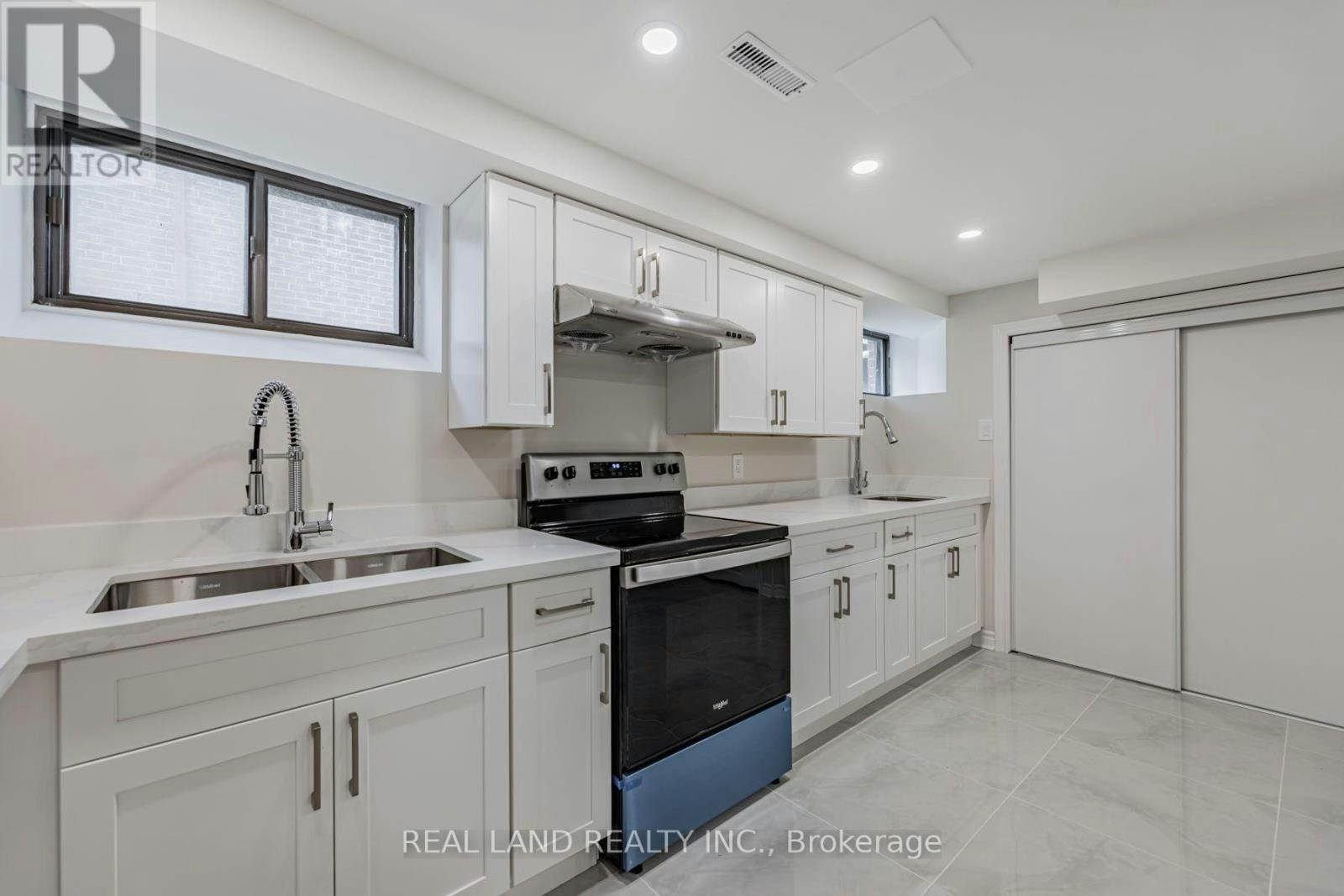 LOWER-274 Timothy Court, Mississauga, ON, L5G 2B4 - 20