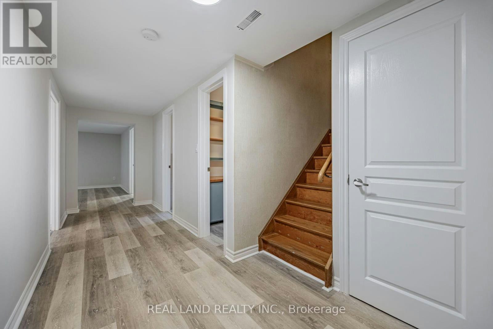 LOWER-274 Timothy Court, Mississauga, ON, L5G 2B4 - 19