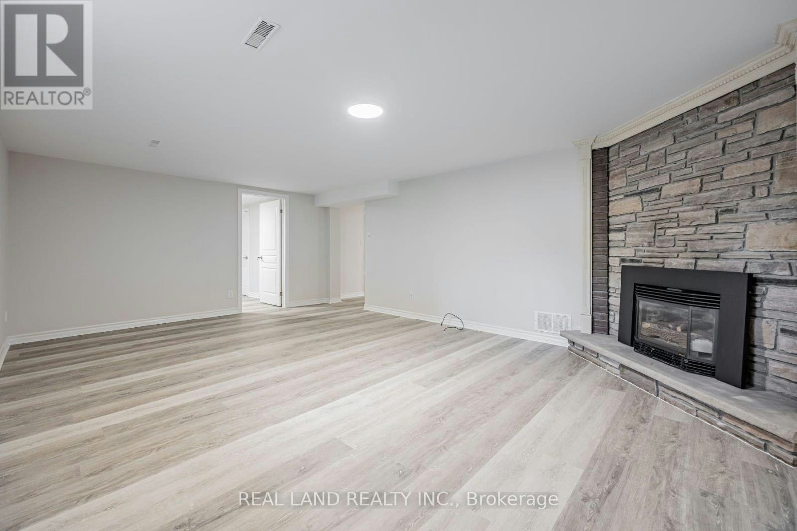LOWER-274 Timothy Court, Mississauga, ON, L5G 2B4 - 24