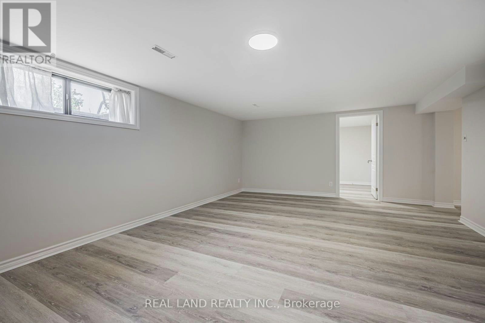 LOWER-274 Timothy Court, Mississauga, ON, L5G 2B4 - 21