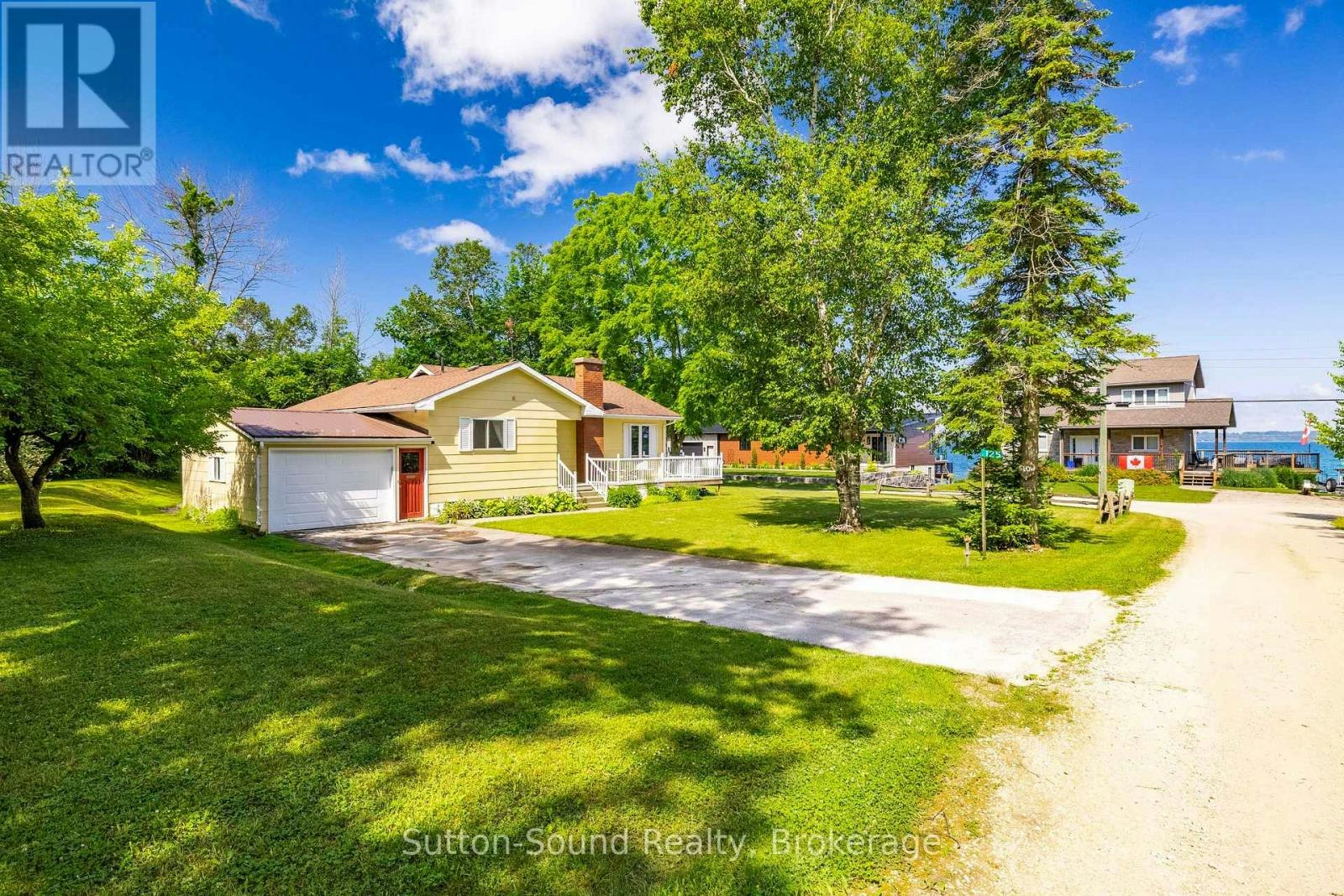125 Paradise Bay Road, Meaford, ON, N0H 1B0