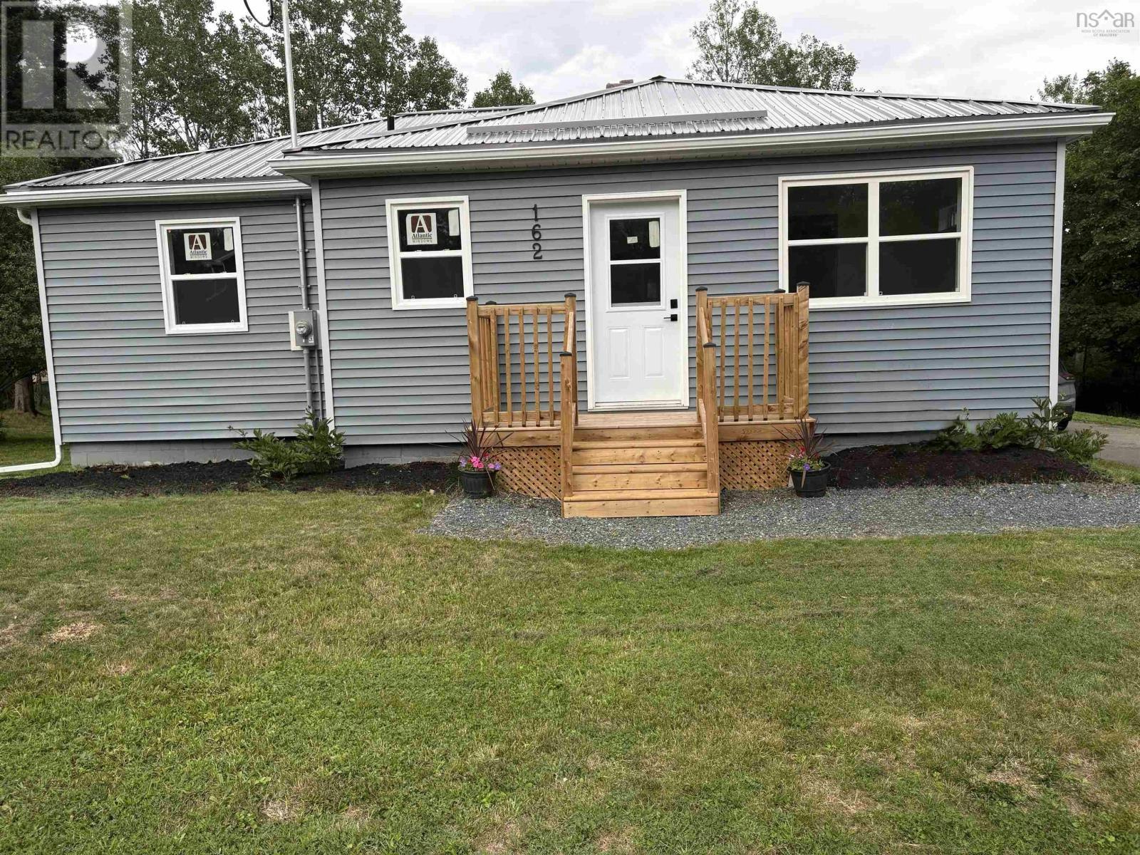 162 Sixth Street, New Glasgow, NS, B2H 1B5